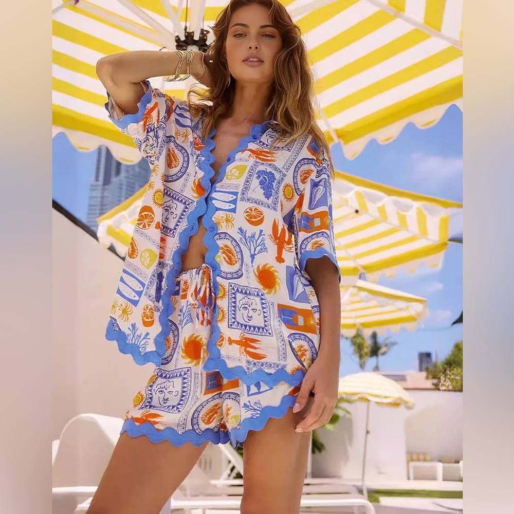 Commense Blue, Orange & White Scalloped Short Set